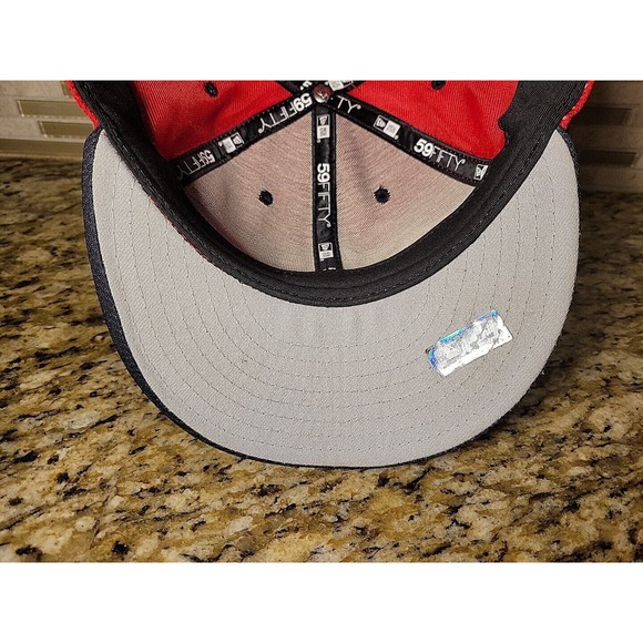 Seattle Mariners Hat 59FIFTY Baseball Cap Fitted size 7 New Era Red Logo MLB - Picture 9 of 11